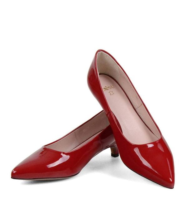 JESSICA - Czerwone czółenka marki GASSU - z przodu