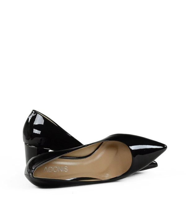 Czółenka czarne na słupku lakierki - z przodu