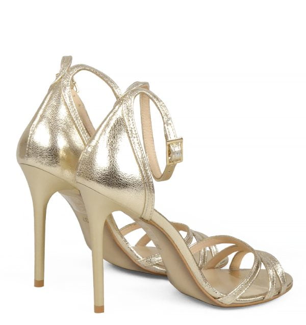 Złote sandałki na szpilce ekskluzywnej marki GASSU - po skosie