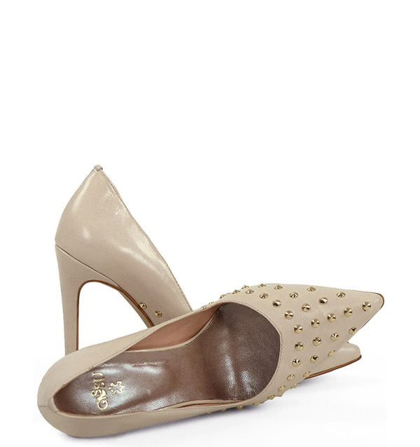 GASSU Czółenka ANAHIT szpilki beżowe złote ćwieki - obrazek 5