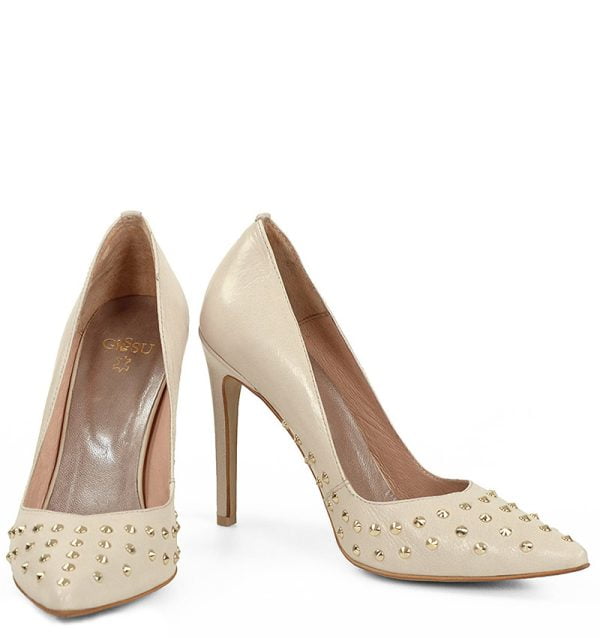 GASSU Czółenka ANAHIT szpilki beżowe złote ćwieki - obrazek 6