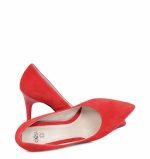 GASSU Czółenka AOI czerwone zamszowe szpilki - z przodu