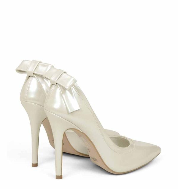 GASSU Czółenka ELEN ecru perła szpilki wycięcie - po skosie