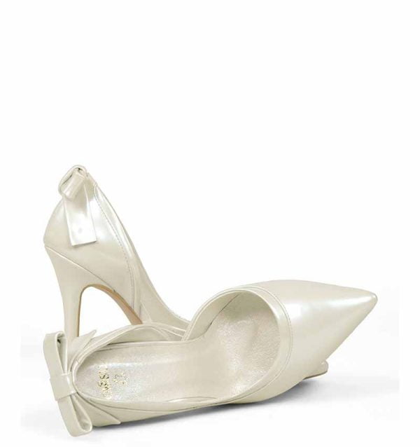 GASSU Czółenka ELEN ecru perła szpilki wycięcie - z przodu