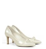 LOTE - Czółenka w pięknym perłowym kolorze Ecru - po skosie