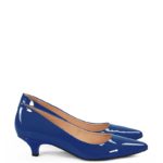 Niebieskie czółenka na kaczuszce - bokiem