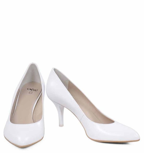 NAHIA -Białe szpilki z półmatowej skóry licowej - z przodu
