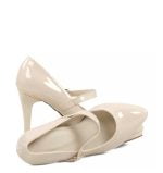 jasnobeżowe czółenka na wysokiej szpilce z paskiem. Ozdobione delikatnym, złotym paseczkiem nad obcasem. Cienka platforma