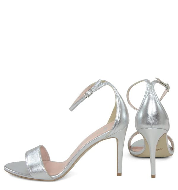 ELLA - Srebrne sandałki na szpilce - z tyłu