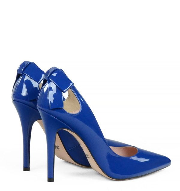 GASSU Czółenka EVIE granatowe lakier kokardka - po skosie