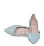 JESSICA - Błękitne czółenka na niskiej szpilce - z przodu