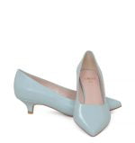 JESSICA - Błękitne czółenka na niskiej szpilce - z przodu