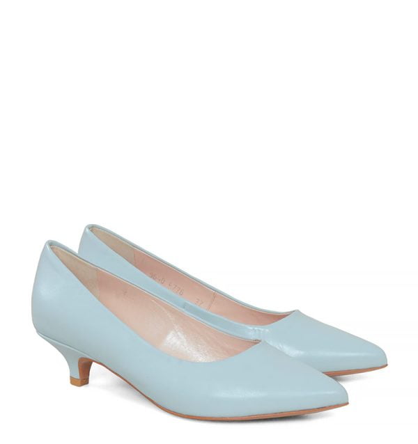 JESSICA - Błękitne czółenka na niskiej szpilce - po skosie