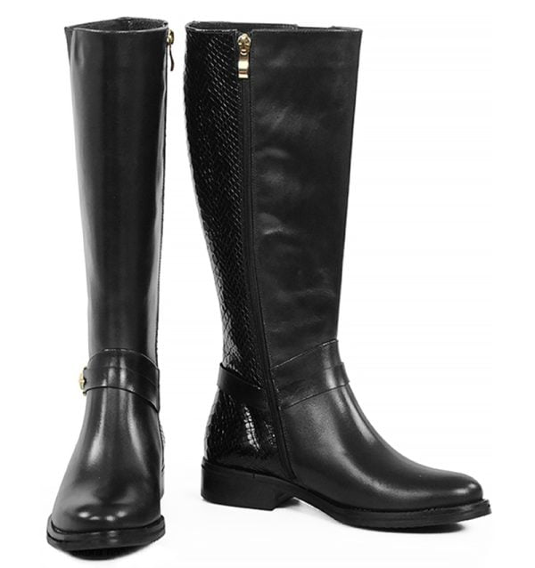 Czarne jizaju JOCELYN, tylna część z "wężowej" skóry