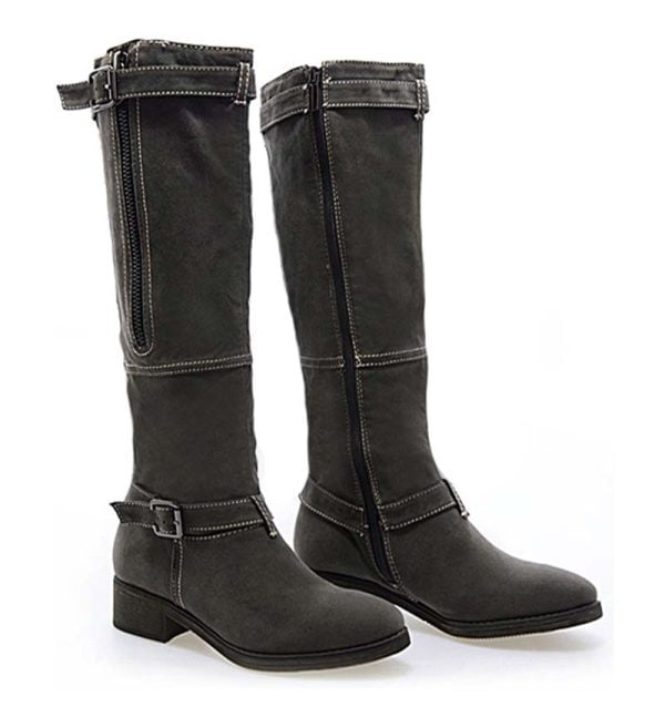 Szare kozaki oficerki na płaskim obcasie - po skosie