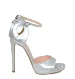 MIA - Srebrne sandałki na szpilce z niedużą platformą - bokiem