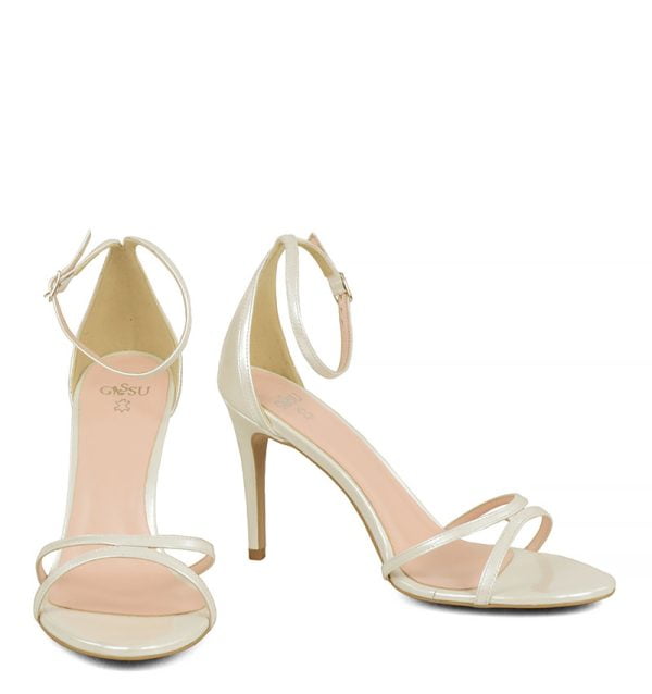 nare-ecru-perl-4.jpg GASSU Sandałki NARE ecru cienkie paseczki - z przodu