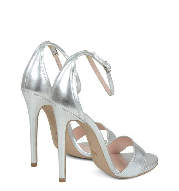 GASSU NATALIE Srebrne sandałki na szpilce- po skosie