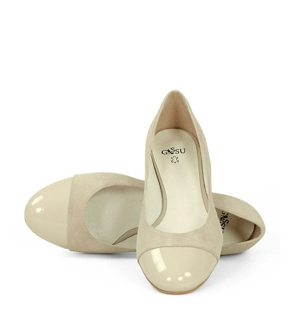 GASSU Baleriny OLIVIA beżowe zamszowe lakierowany nosek - obrazek 5