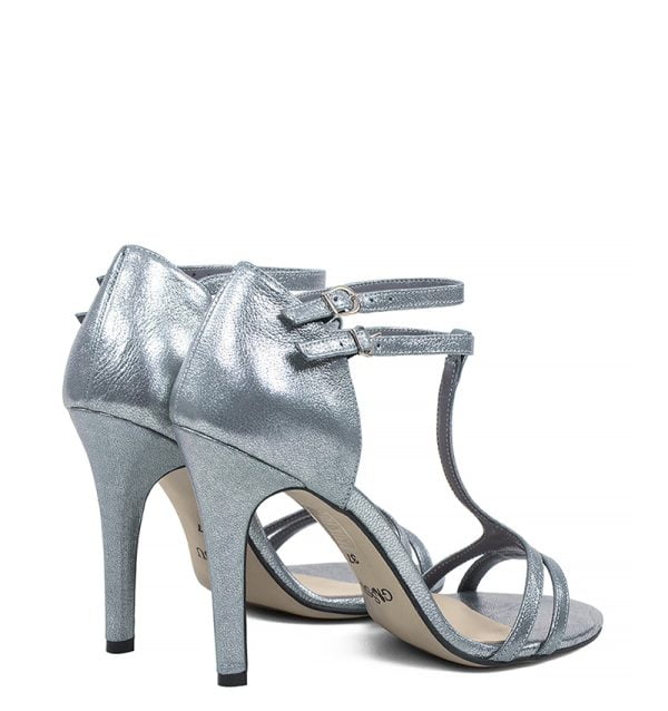 ERIN - Piękne, srebrne szpilki - po skosie