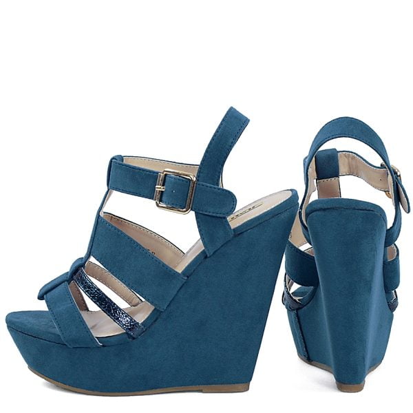 Sandałki niebieskie na koturnie zamszowe - obrazek 4