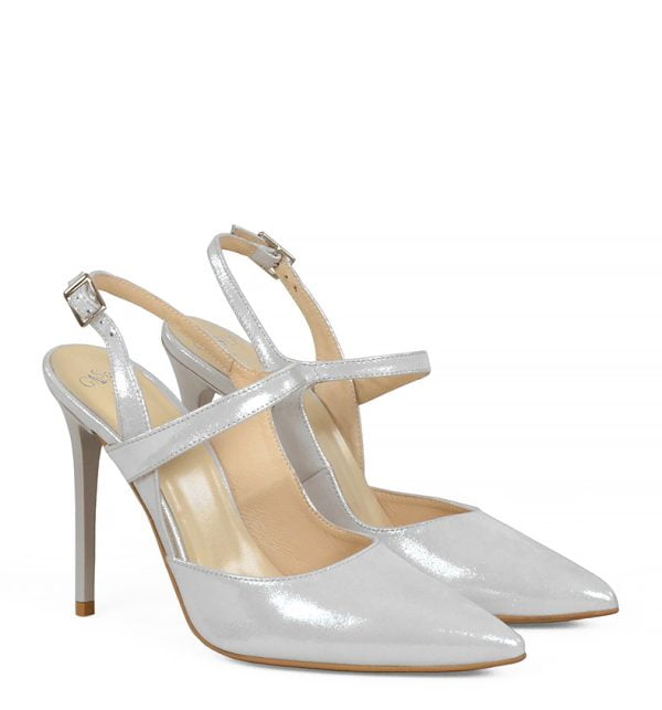 SARA od GASSU. Srebrne szpilki z odkrytą piętą - po skosie