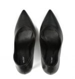 czarne szpilki matowe - z przodu