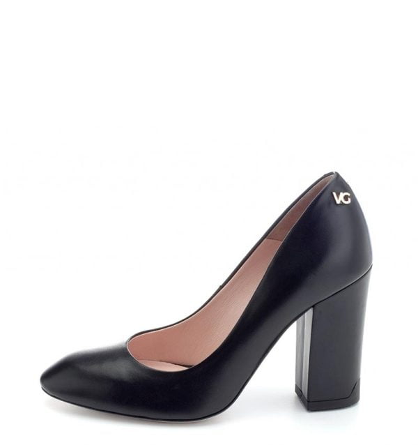 VG Czółenka ALMERIA czarne licowe słupek - bokiem