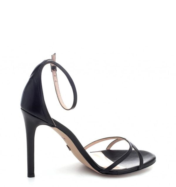 Malaga sandałki na szpilce czarne licowe cienkie paski zakryta pięta - po skosie