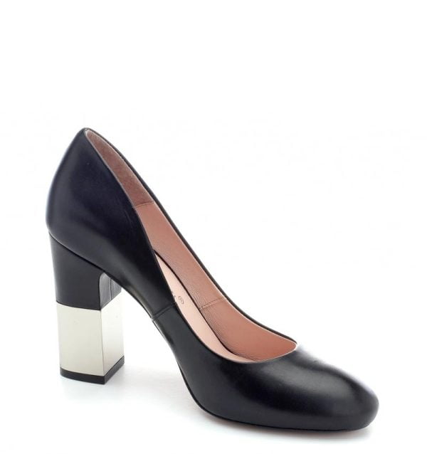 Huelva czółenka VG czarne na słupku naturalna skóra licowa - po skosie