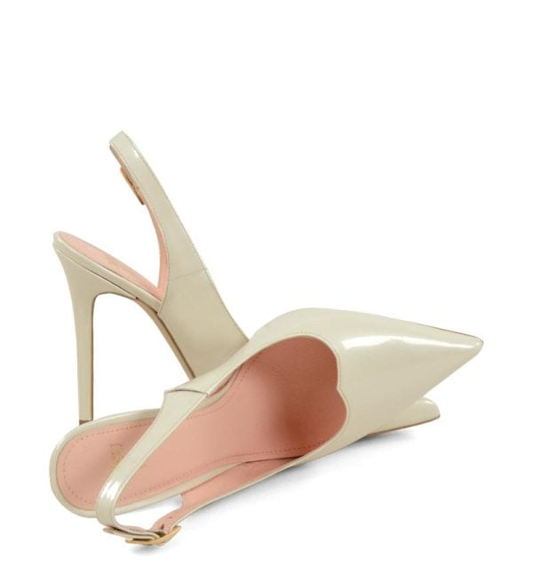 LARISSA czółenka GASSU na szpilce z paseczkiem na pięcie ecru perła -z przodu