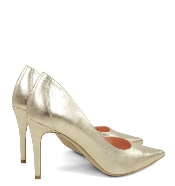 Złote szpilki LILY od Gassu - po skosie