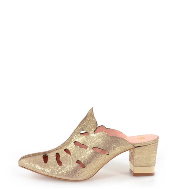 LECCO klapki pełne na słupku złote skórzane - bokiem