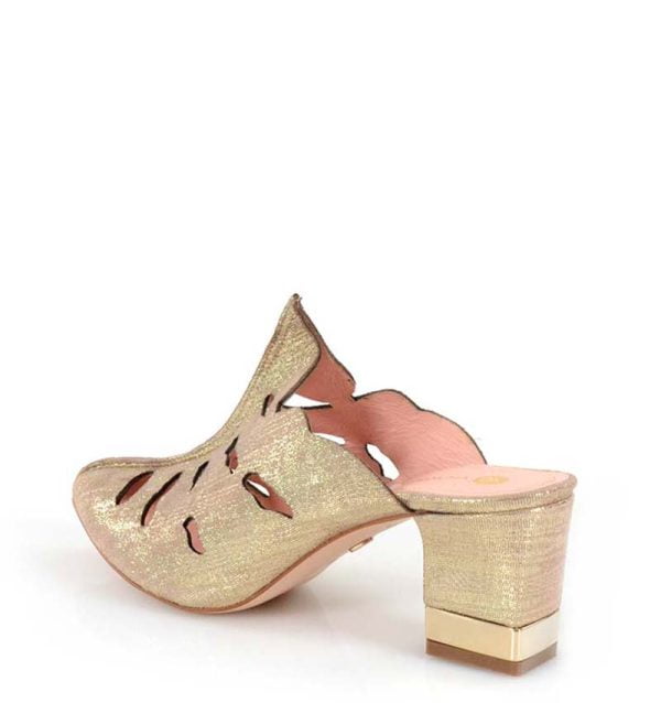 LECCO klapki pełne na słupku złote skórzane - po skosie