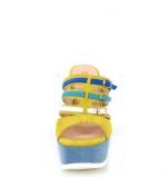 Victoria Gotti żółte klapki na jeansowym koturnie Savona - z przodu