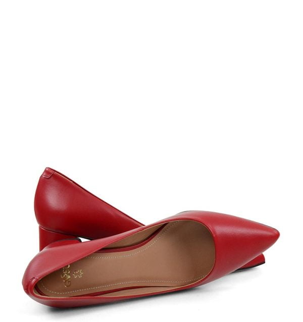 ADEL czółenka czerwone licowe na niskim słupku - z przodu