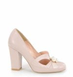 Czółenka Victoria Gotti pudrowy róż z perełkami - bokiem