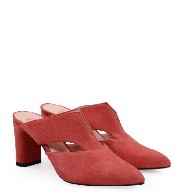 maggie-lred-3 MAGGIE klapki na słupku czerwone zamszowe - po skosie