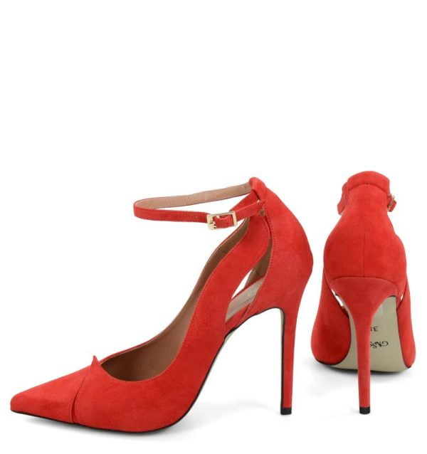 czerwone szpilki zamszowe TESS z paskiem nad kostką - z tyłu