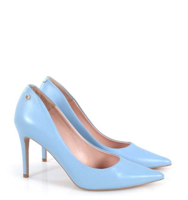 Błękitne szpilki licowe - po skosie