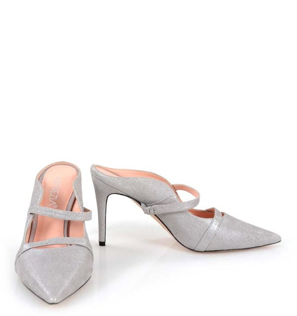 0016-43Silver6 Venezia srebrne szpilki klapki - z przodu