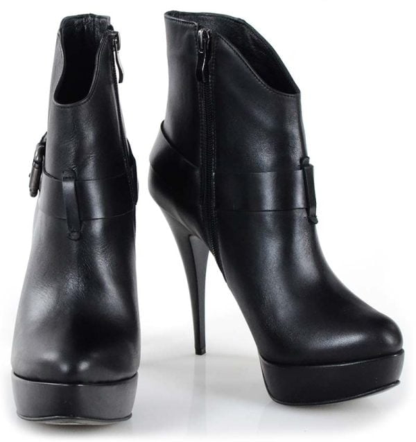 czarne botki na platformie i wysokim obcasie skórzane - z przodu