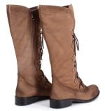 Kozaki sznurowane na płaskim obcasie - po skosie