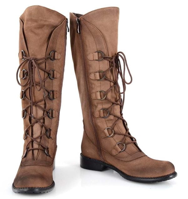 Kozaki sznurowane na płaskim obcasie - z przodu