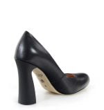 Czarne czółenka na słupku ze skóry licowej - po skosie