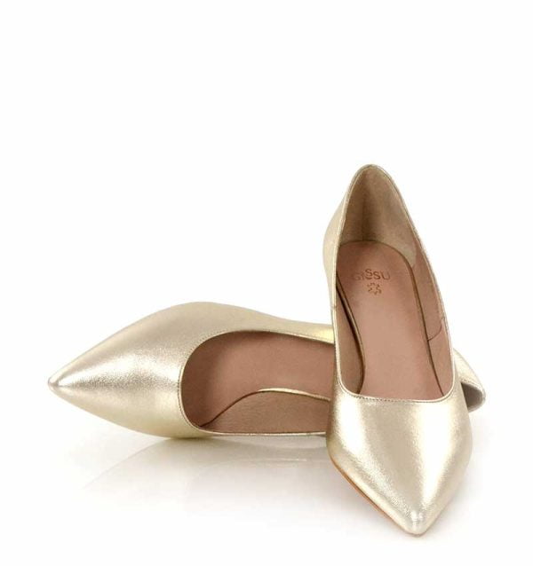 jessica-gold-lico4 Jessica Jasno złote buty na niskim obcasie - z przodu