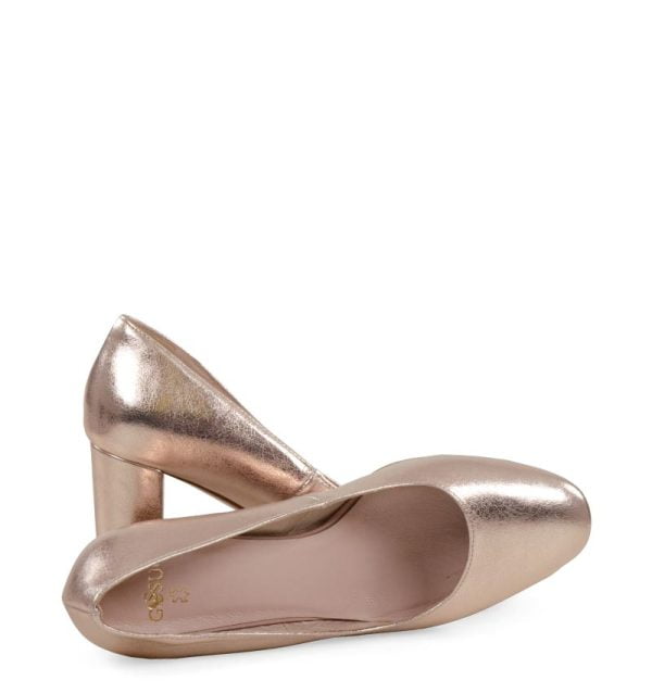 Czółenka na słupku NORMA w kolorze rose gold - z przodu