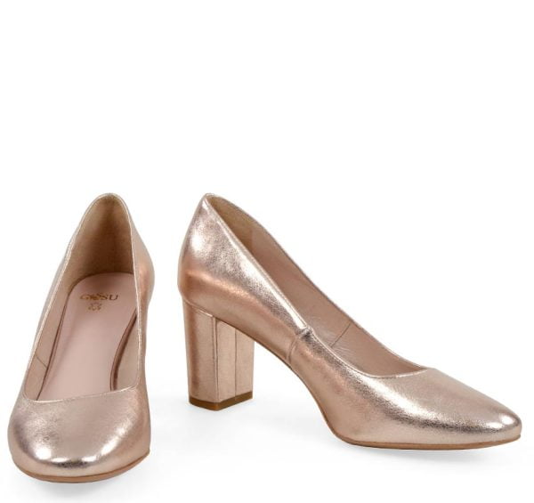 Czółenka na słupku NORMA w kolorze rose gold - z przodu