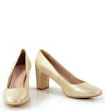 Czółenka na słupku NORMA - z przodu