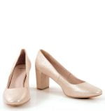 Czółenka na słupku NORMA w kolorze champagne - z przodu